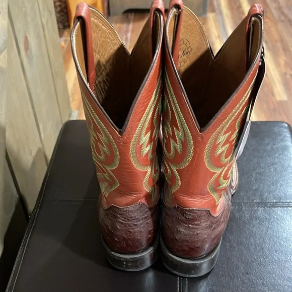 Genuine American Lucchesse I’m gonna put these on PoshmarkBoots - Picture 4 of 6